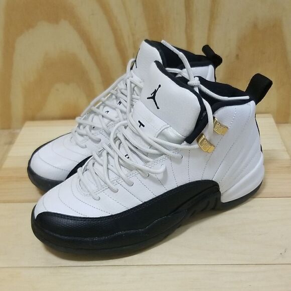 Jordan 12 Retro Taxi 2013 Wmn's size 5 (EU 36) - Picture 2 of 8